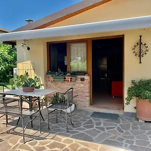 casa-ester.hotelslidodijesolo.com/